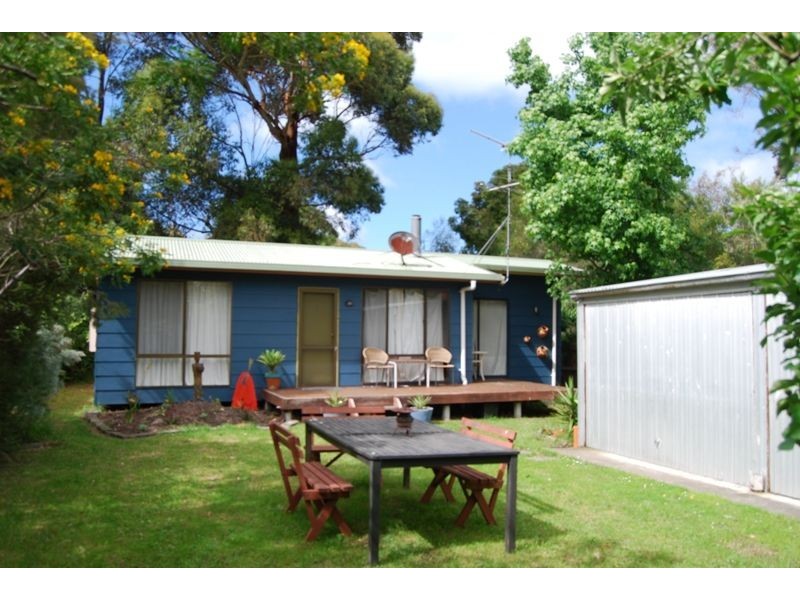 31 Lavington St, Inverloch VIC 3996