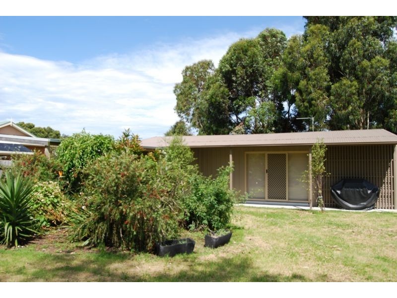21A Powlett Street, Inverloch VIC 3996