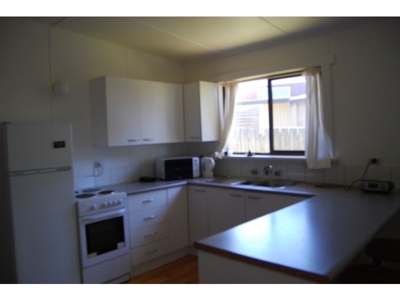 14 Wilson Avenue, Inverloch VIC 3996