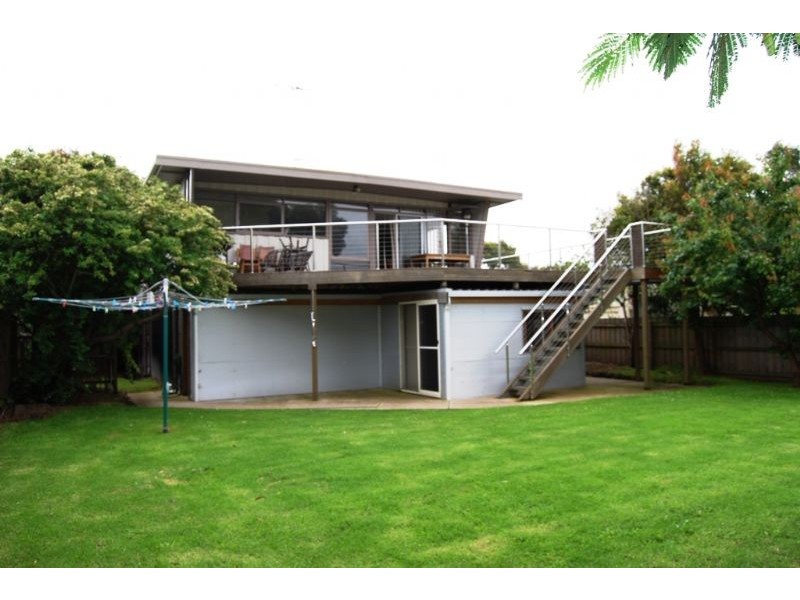 11 Kathryn Close, Inverloch VIC 3996