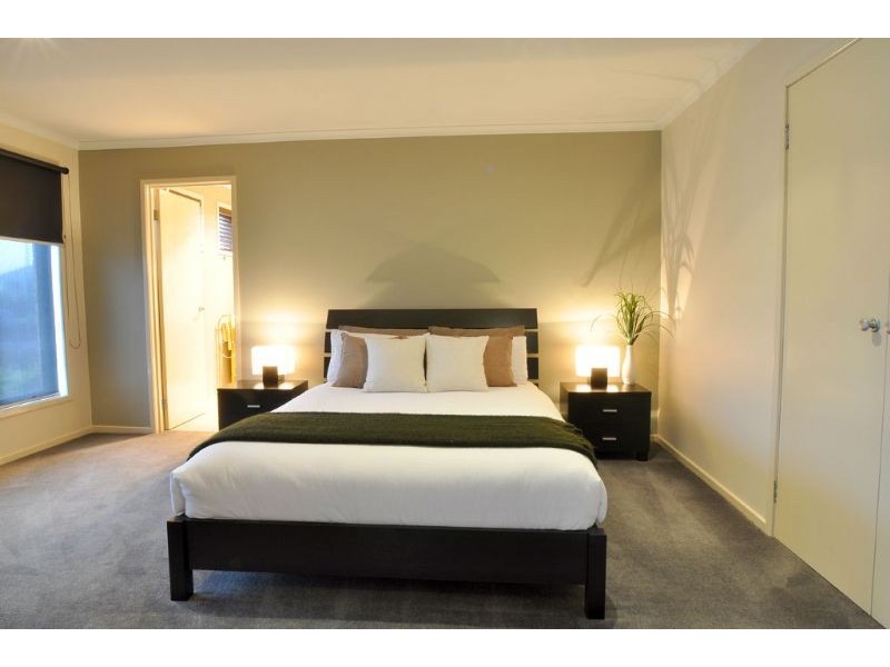 20 Endeavour Place, Inverloch VIC 3996