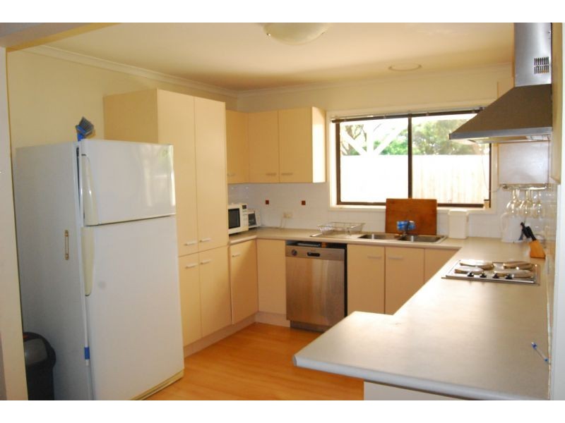 3/25 PowlettSr, Inverloch VIC 3996