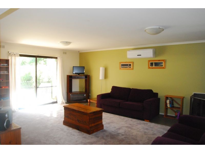 3/25 PowlettSr, Inverloch VIC 3996