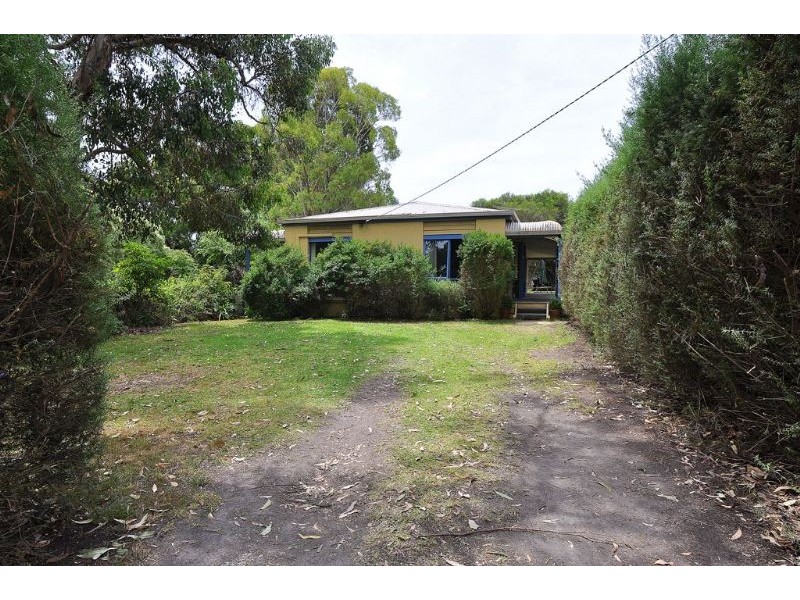 28 Halford St, Inverloch VIC 3996