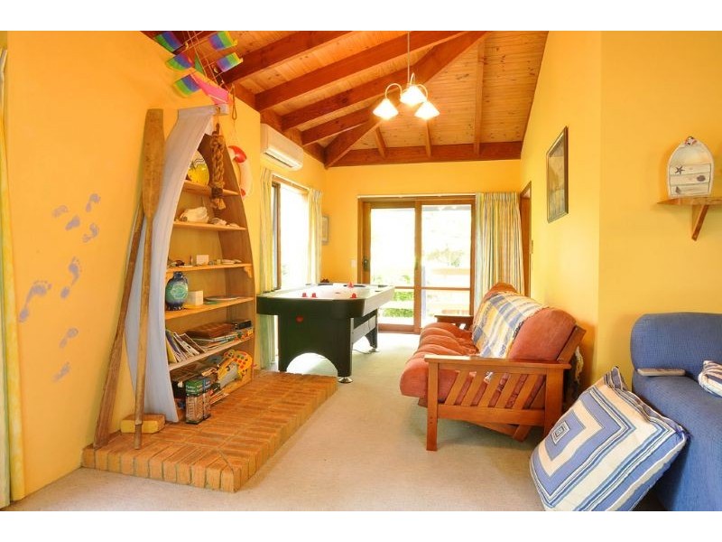28 Halford St, Inverloch VIC 3996