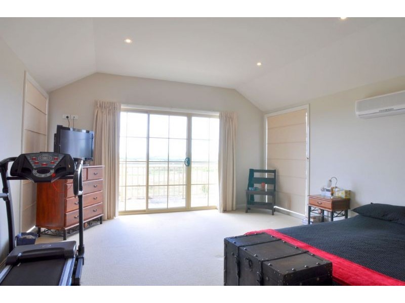 33 Regency Drive, Wonthaggi, Inverloch VIC 3996