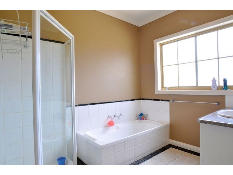 33 Regency Drive, Wonthaggi, Inverloch VIC 3996