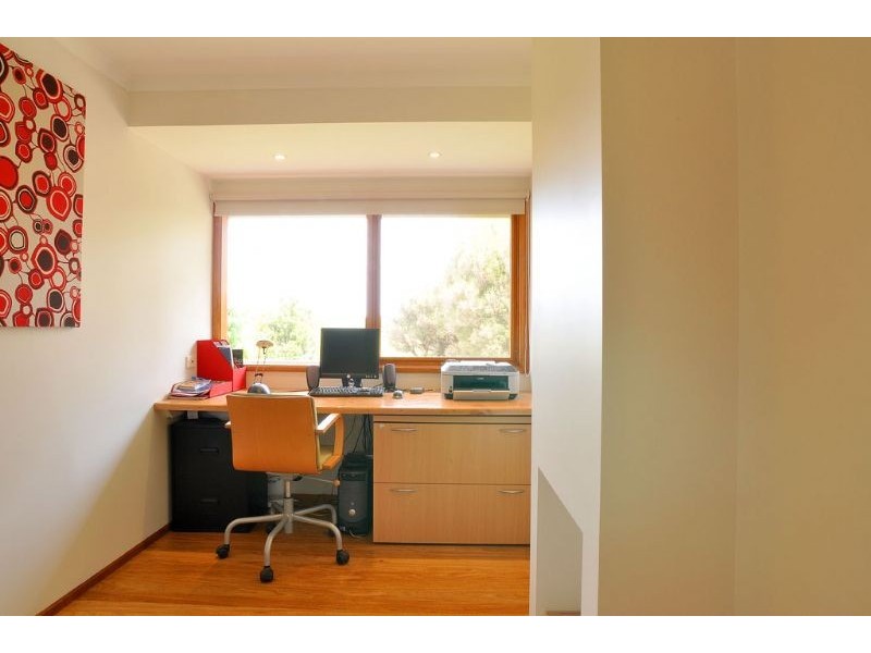 24 Emma Lane, Inverloch VIC 3996