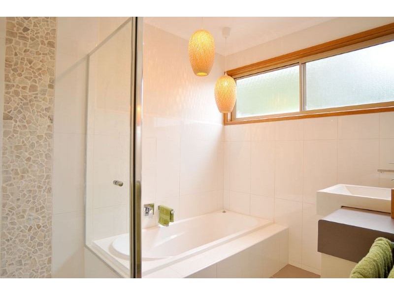 24 Emma Lane, Inverloch VIC 3996