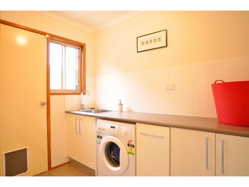 24 Emma Lane, Inverloch VIC 3996