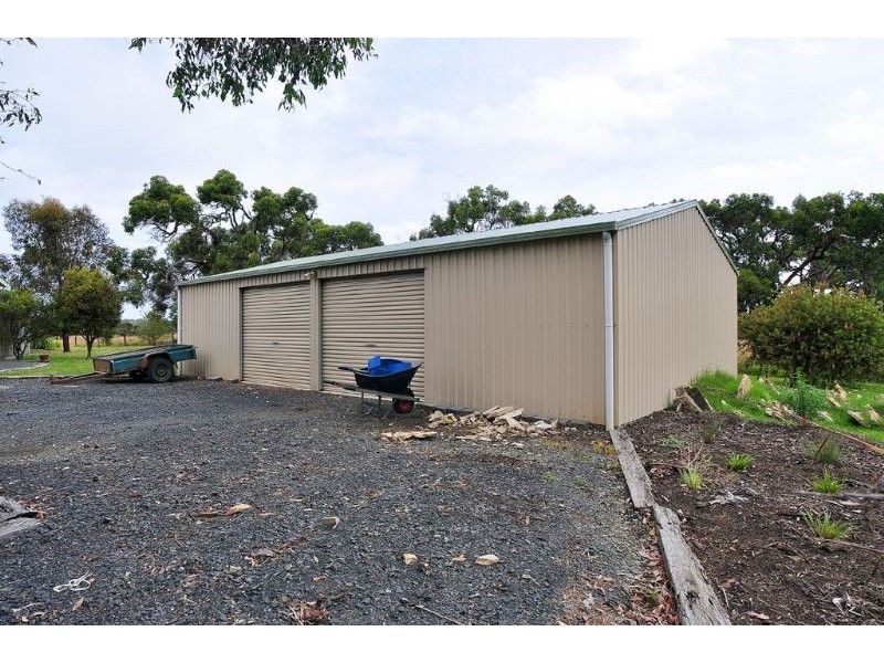 24 Emma Lane, Inverloch VIC 3996