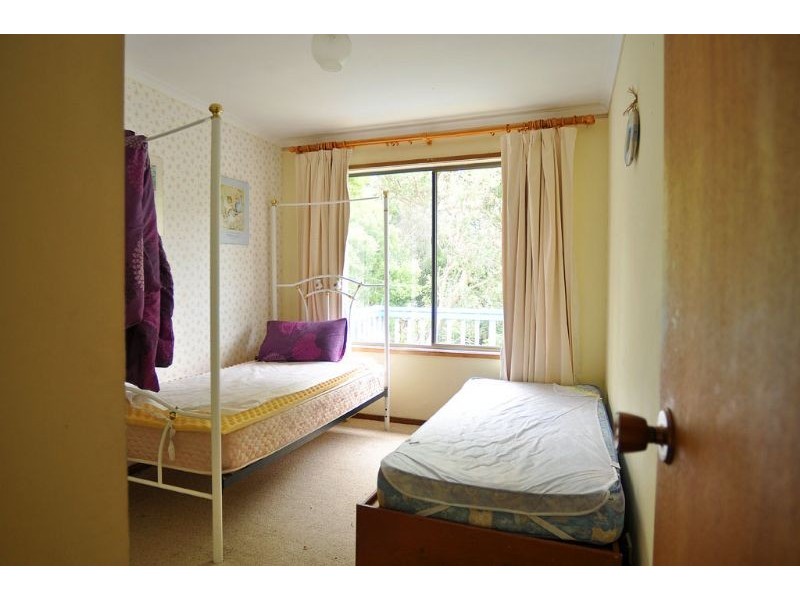 16 Overlook Drv, Inverloch VIC 3996