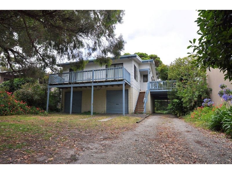 16 Overlook Drv, Inverloch VIC 3996