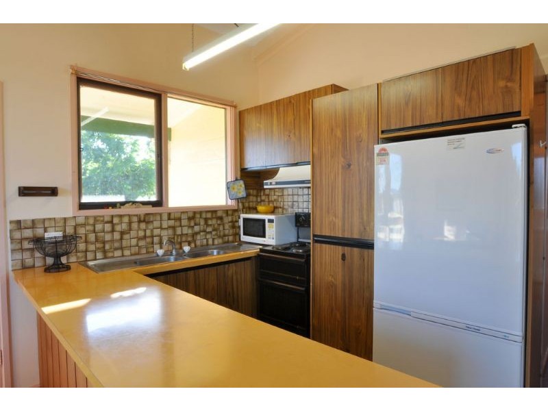 6 USHER CRT, Inverloch VIC 3996