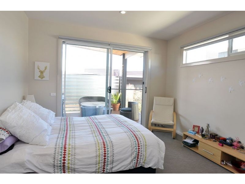 2/7 Scarborough Street, Inverloch VIC 3996