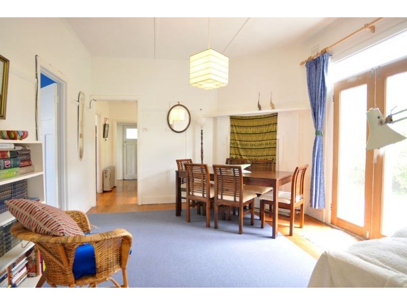 16 High Street, Inverloch VIC 3996