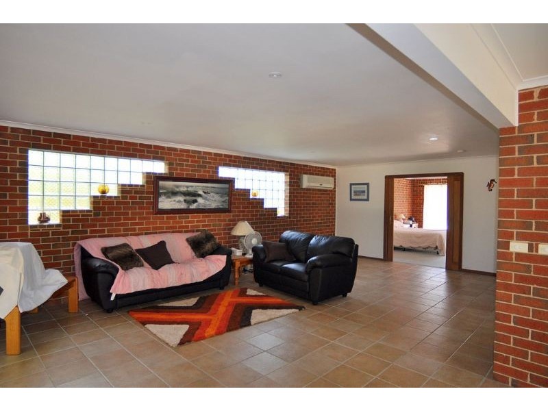 82 Atherton Drv, Venus Bay VIC 3956