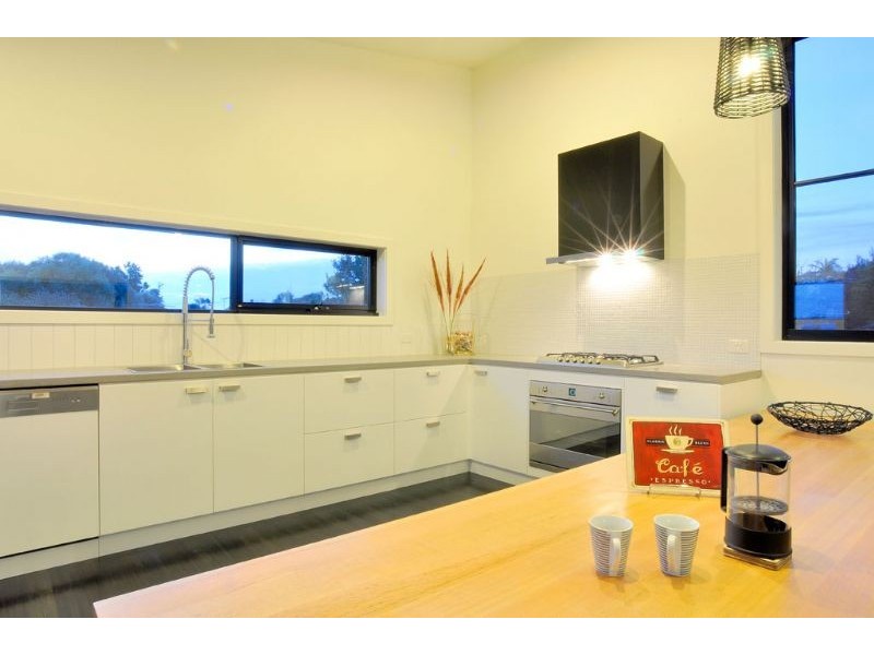 1 Nautilus Road, Inverloch VIC 3996
