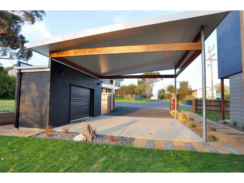 1 Nautilus Road, Inverloch VIC 3996
