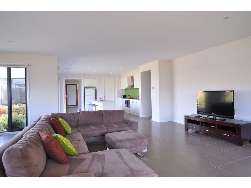 4 Wattle Court, Inverloch VIC 3996