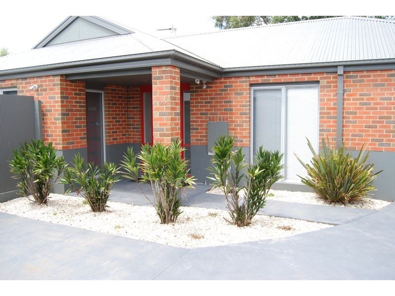 2/16 Heather Grove, Inverloch VIC 3996