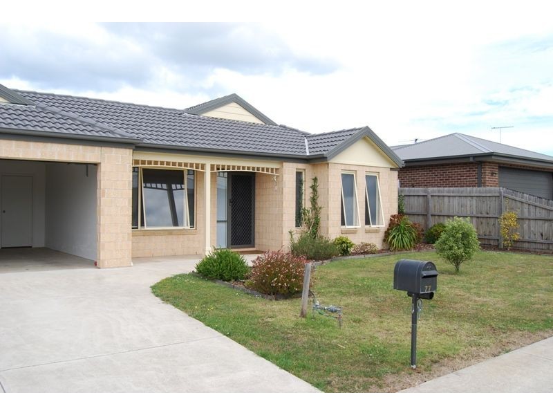 77 Meanderri Drive, Inverloch VIC 3996