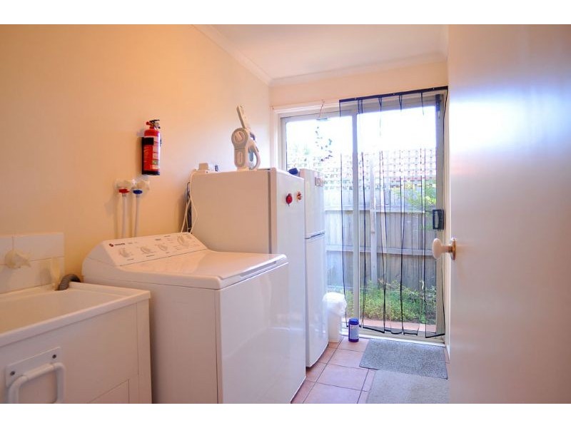 4 Chelsea Square, Inverloch VIC 3996