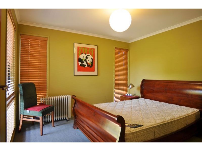 27a Kenneth St, Inverloch VIC 3996