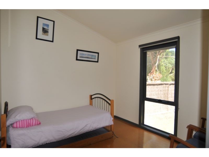 4 Lousia, Inverloch VIC 3996