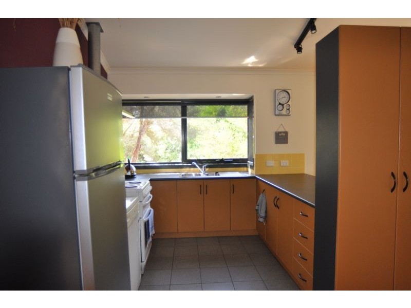 4 Lousia, Inverloch VIC 3996