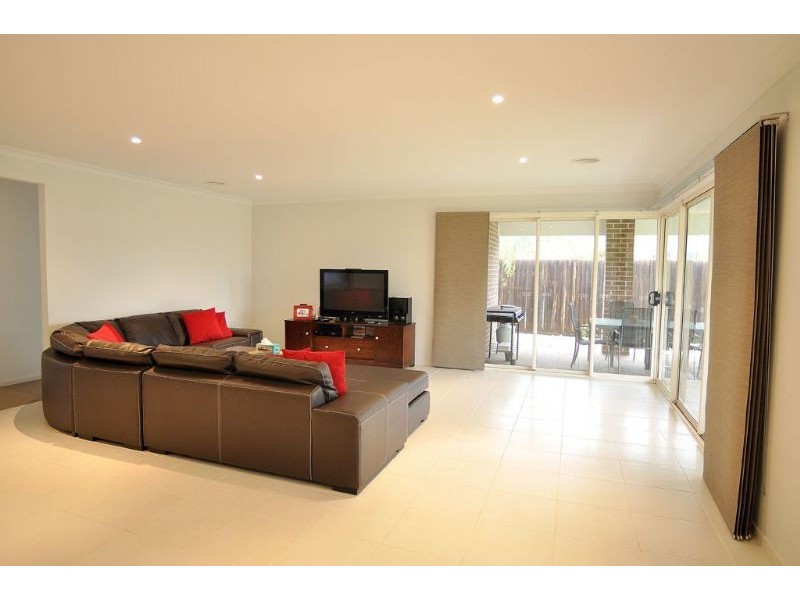 53 Meanderri Drv, Inverloch VIC 3996