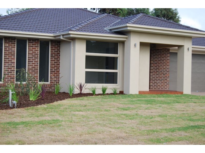 5 Bluewren Way, Inverloch VIC 3996
