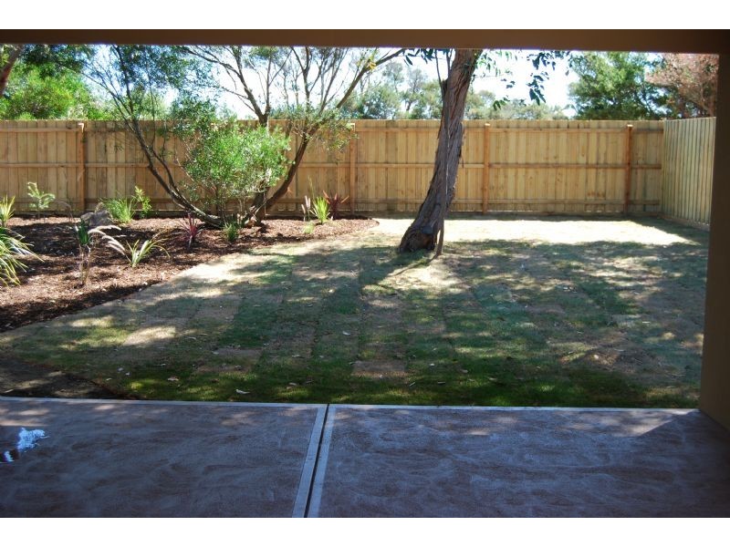 5 Bluewren Way, Inverloch VIC 3996