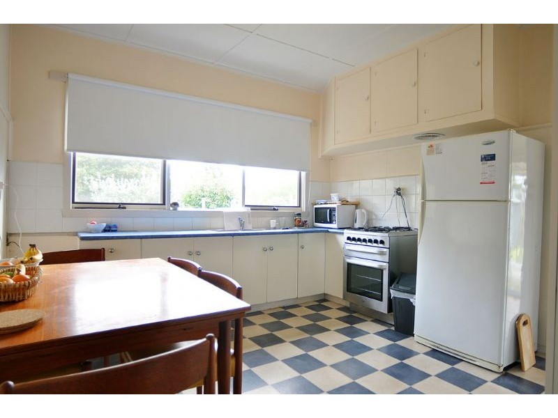 40 Pymble Ave, Inverloch VIC 3996