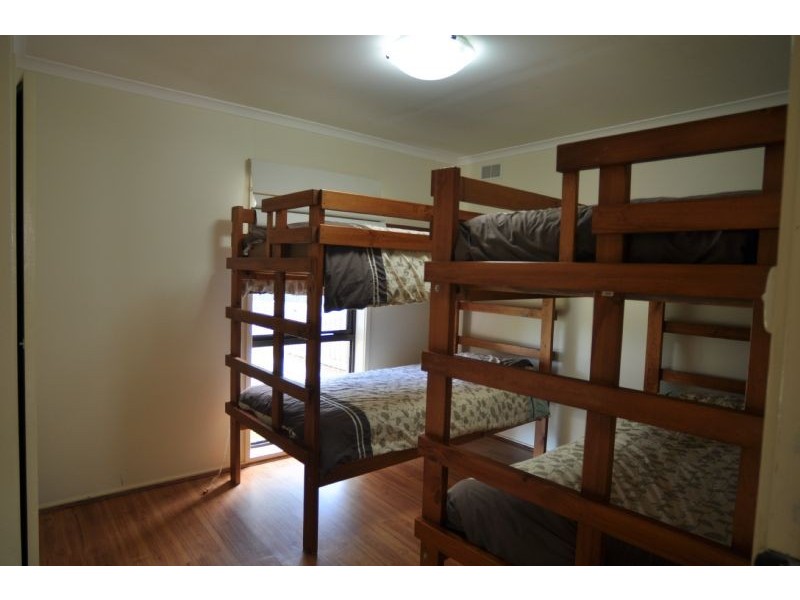 40 Sandymount Ave, Inverloch VIC 3996