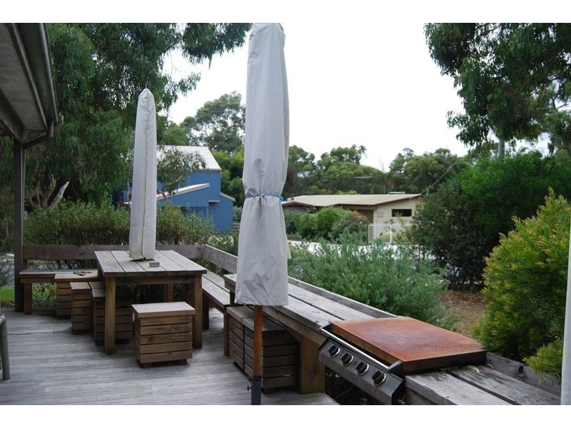 39 Beilby Avenue, Inverloch VIC 3996