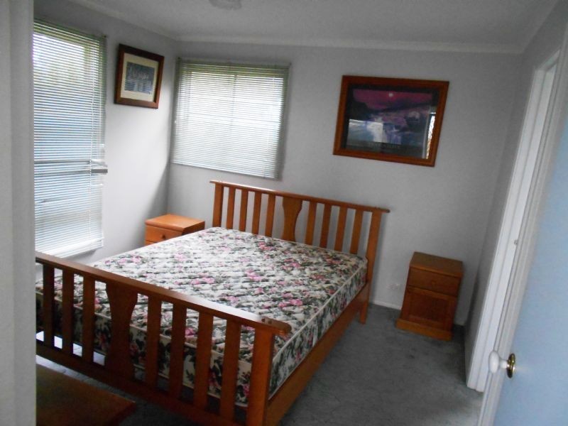 2a The Crescent, Inverloch VIC 3996