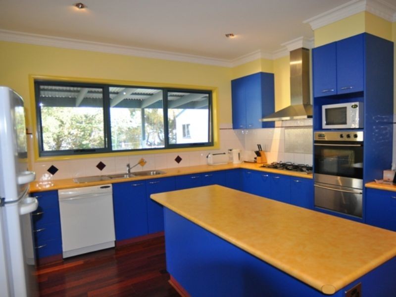 6 Evan Place, Inverloch VIC 3996