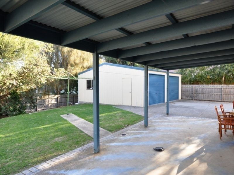 6 Evan Place, Inverloch VIC 3996