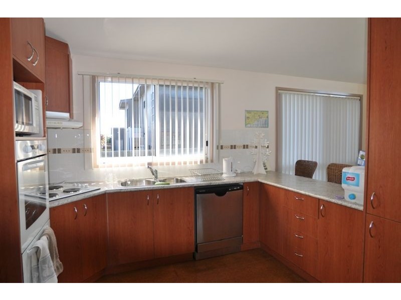 4 Cook Close, Inverloch VIC 3996