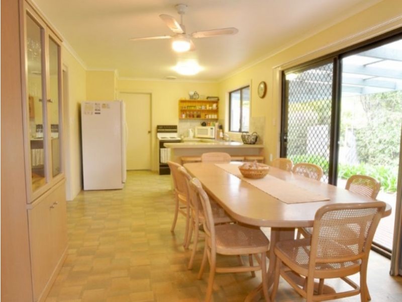 21 Victoria St, Inverloch VIC 3996