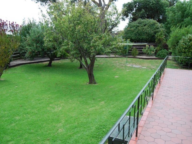 7 Valerie St, Inverloch VIC 3996