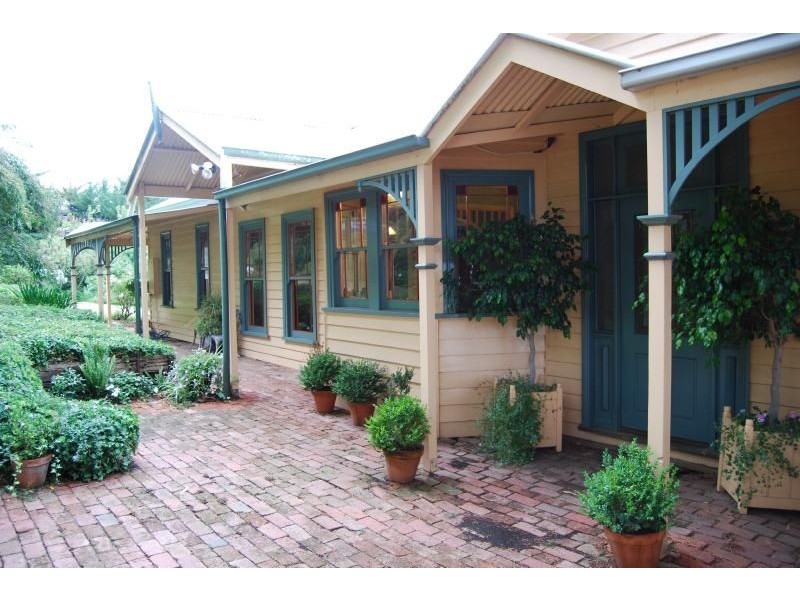 240 Lomagnos Rd, Outtrim VIC 3951