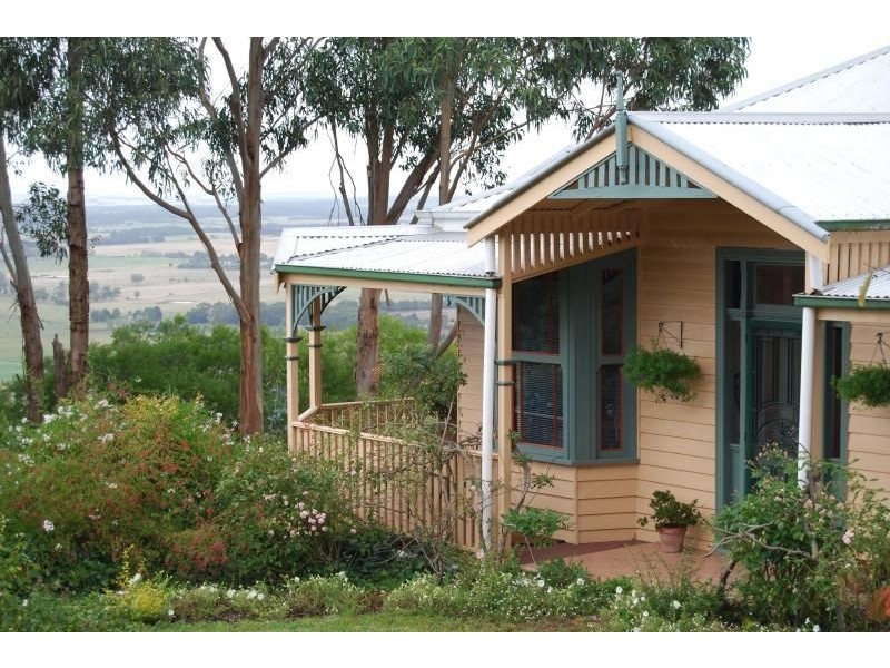 240 Lomagnos Rd, Outtrim VIC 3951