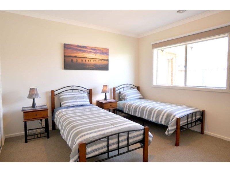 18 Outrigger Drive, Inverloch VIC 3996