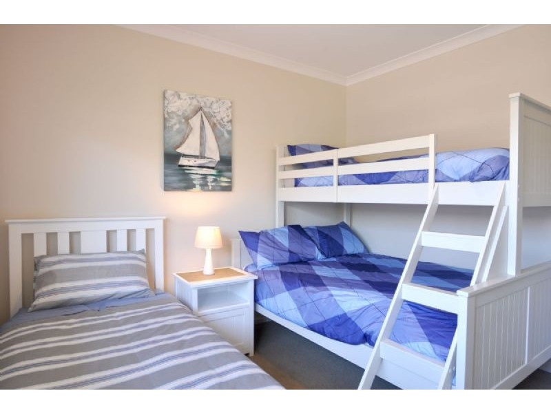 18 Outrigger Drive, Inverloch VIC 3996