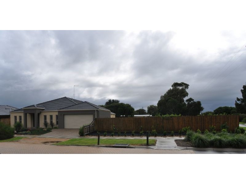 2 & 4 Paperbark, Inverloch VIC 3996