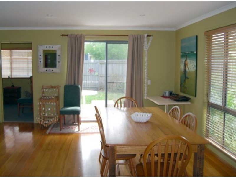 27a Kenneth St, Inverloch VIC 3996