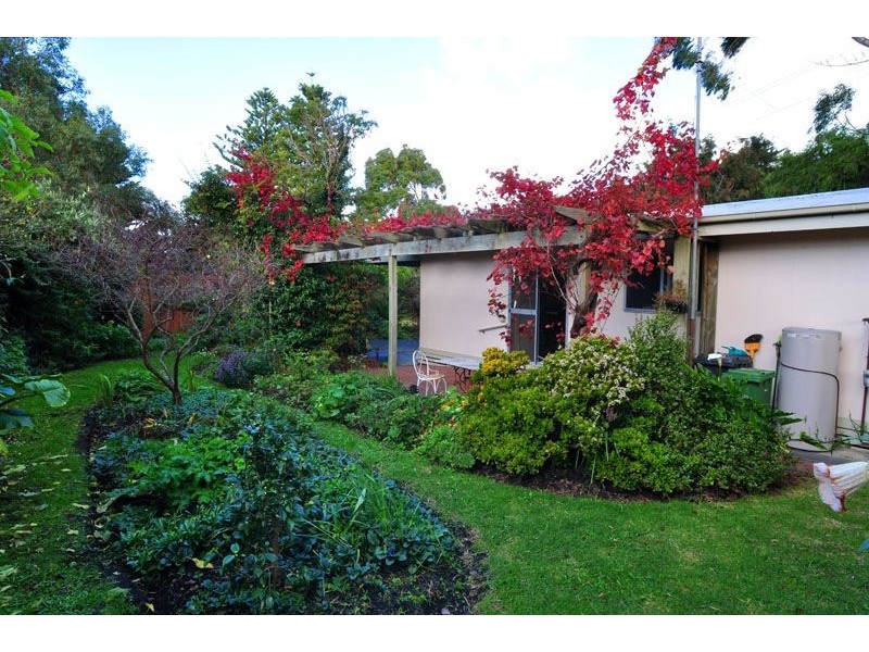 22 Sandy Mount Avenue, Inverloch VIC 3996