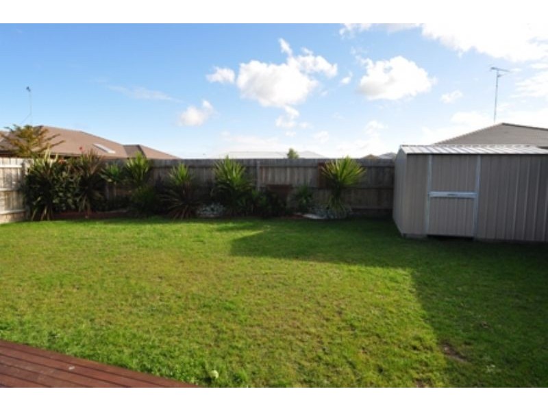 7 Honeyeater Circuit, Inverloch VIC 3996